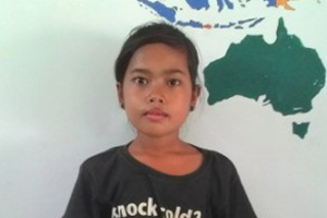 volunteer in bali sponsoring balinese children nengah desi